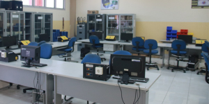 Lab. Kontrol (PLC & Microcontroller)